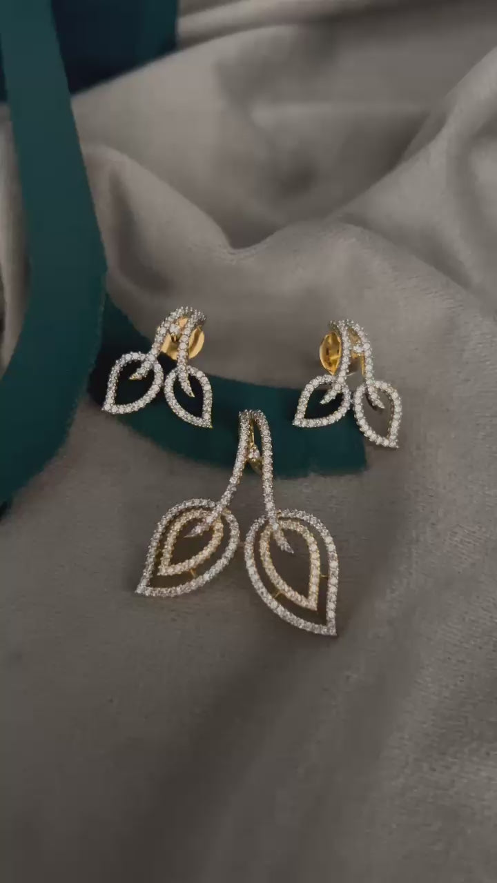 Golden Leaf Cascade Pendant Set